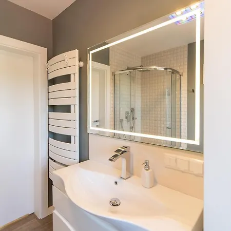 Aparthotel Marina 3*